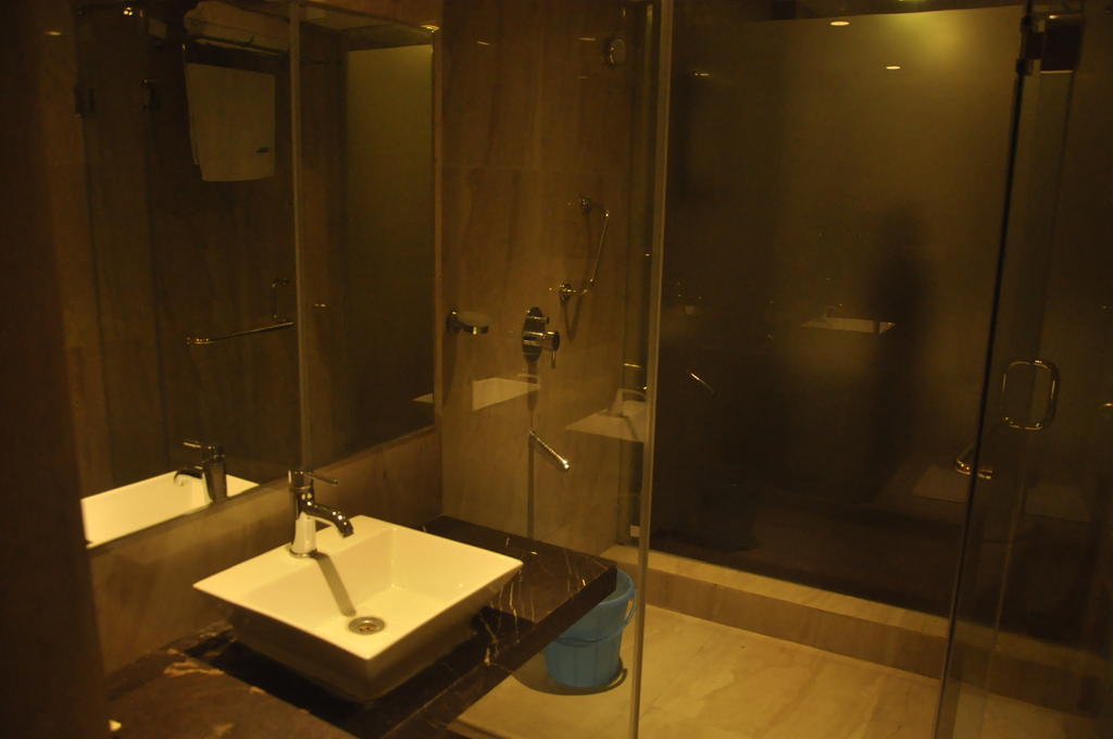 Hotel Rallentino Kota  Pokoj fotografie